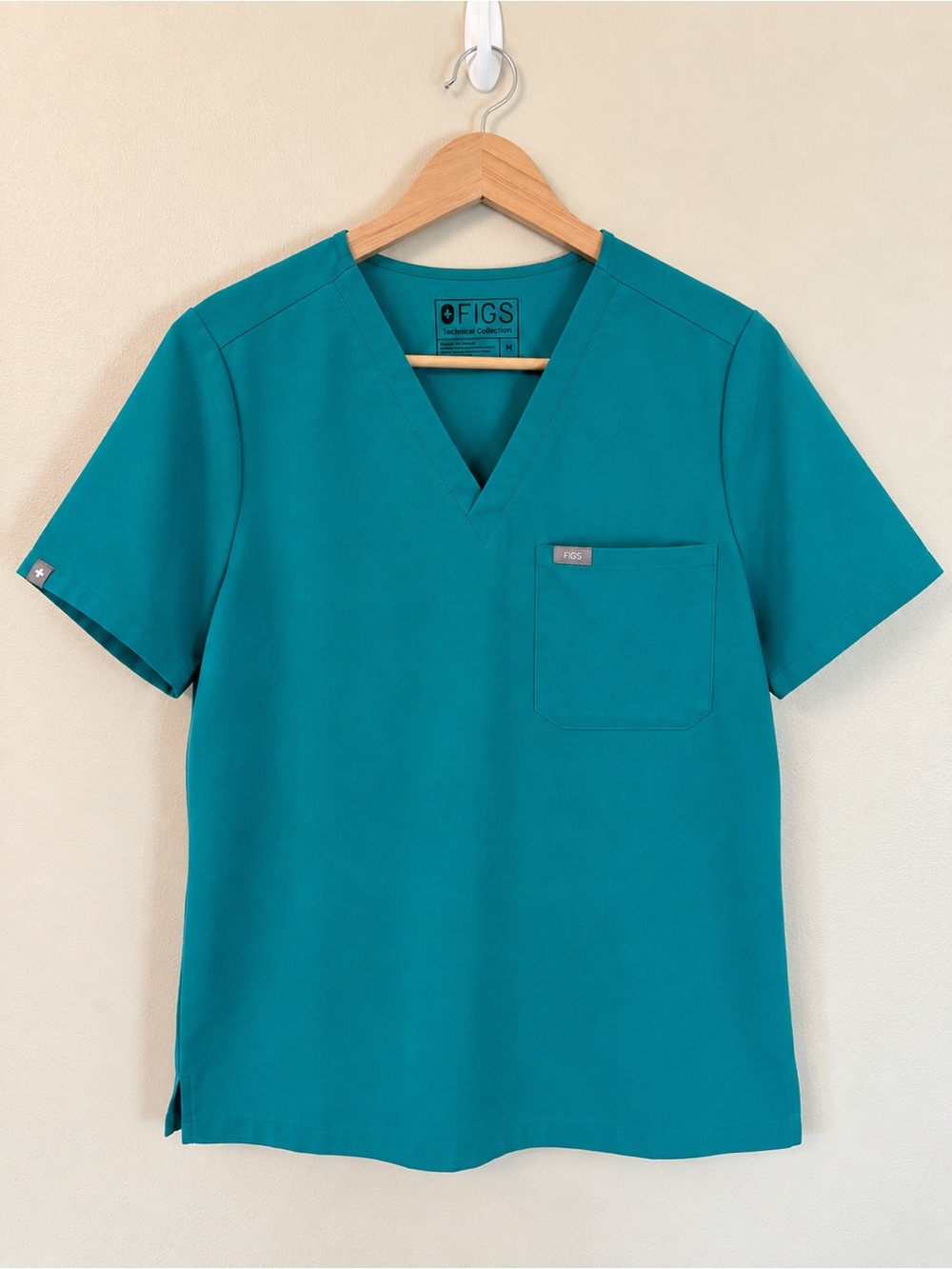 FIGS Catarina One Pocket Scrub Top Teal Size M FW1000 FIONx PO 1546